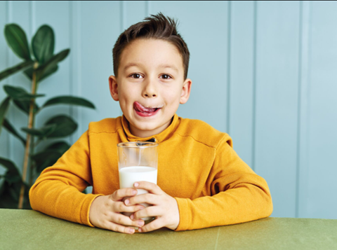 Ten en cuenta las pautas al brindarle alimentos con lactosa a los niños